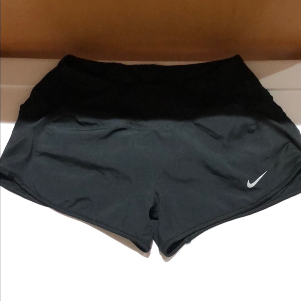 Black nike shorts
